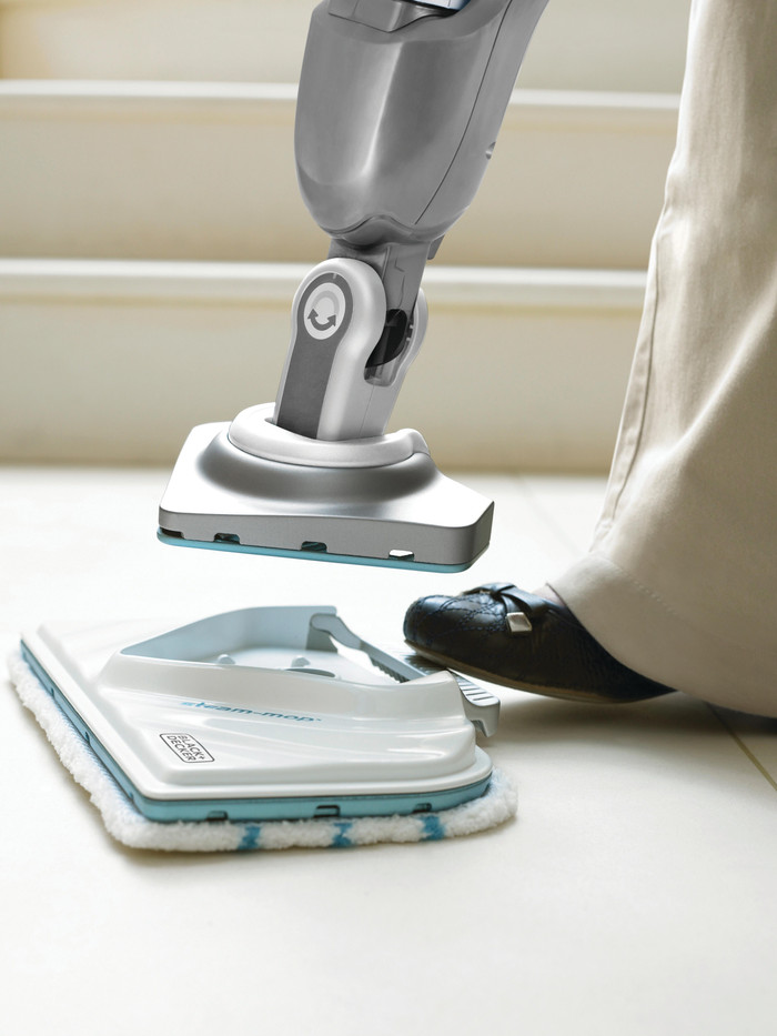 BLACK+DECKER 1600W Steam Mop 8 Accessories product in use