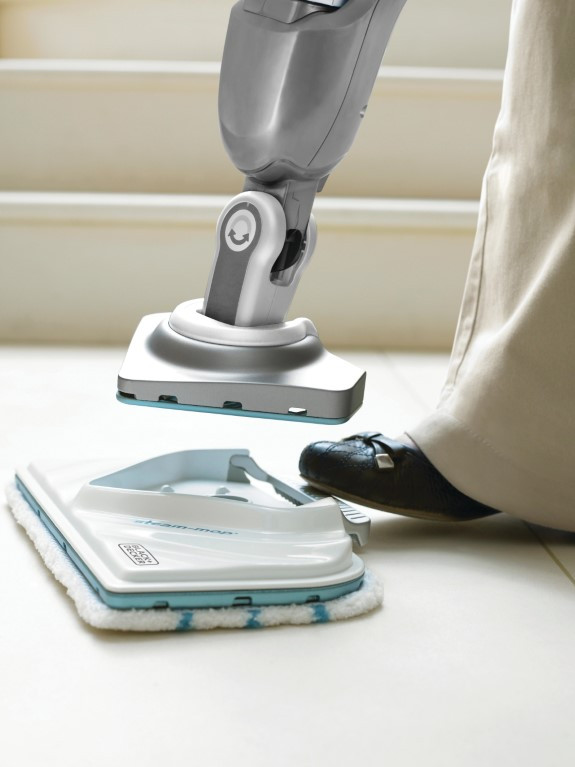 BLACK+DECKER 1600W Steam Mop 8 Accessories product in use