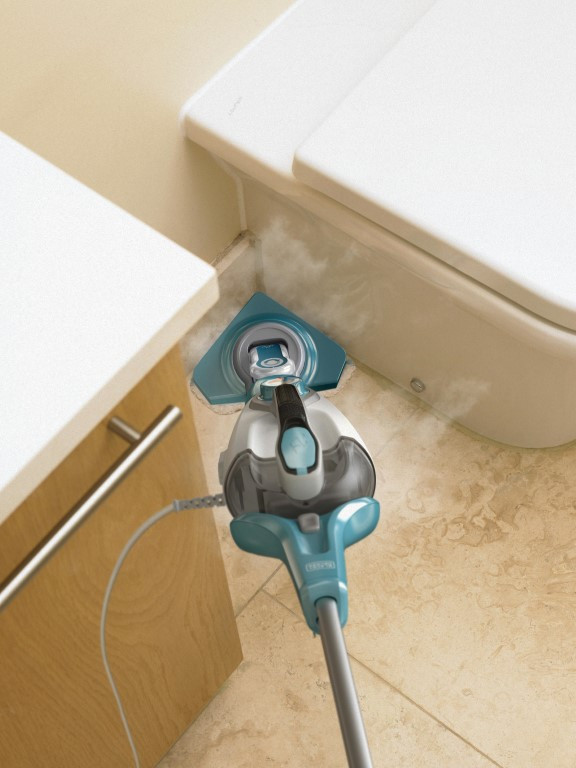 BLACK+DECKER 13-in-1 Steam-mop met SteaMitt product in gebruik