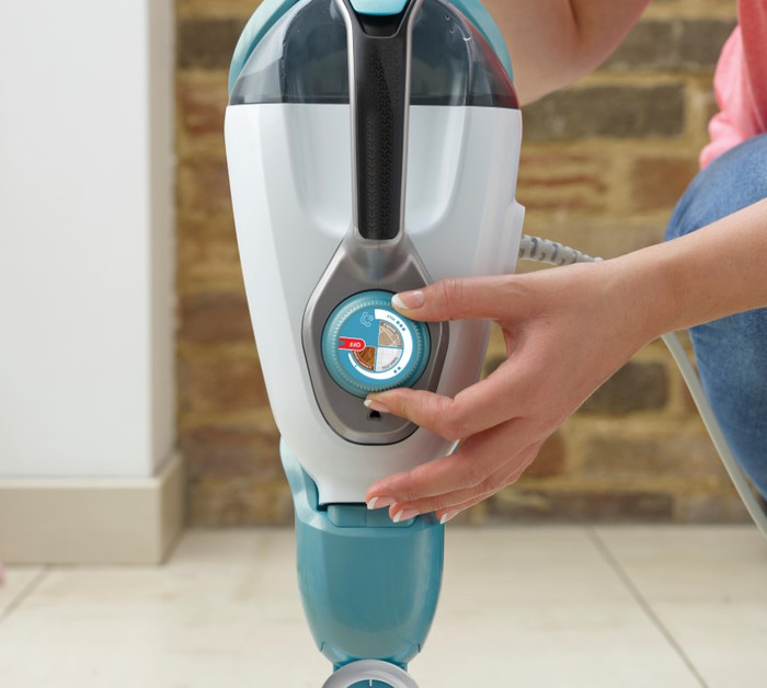 BLACK+DECKER 13-in-1 Steam-mop met SteaMitt null