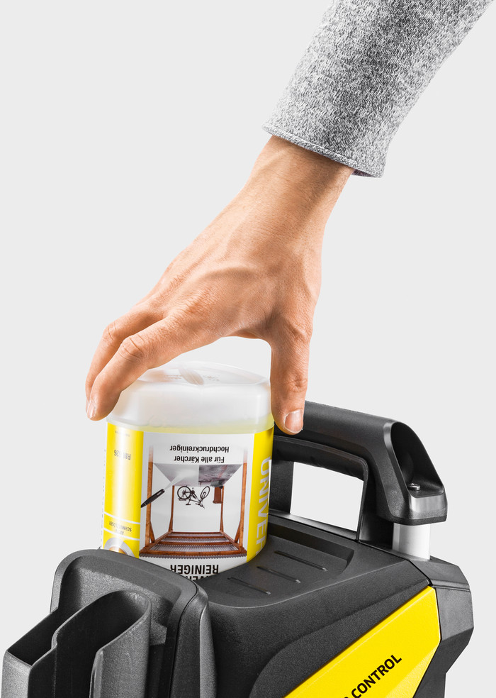 Kärcher K7 Smart Control Flex Home product in use