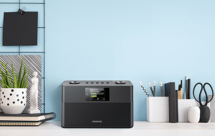 Kenwood CR-ST80DAB-B product in use