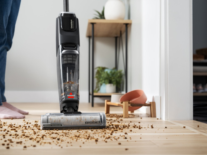 Bissell CrossWave OmniForce Edge Pro product in gebruik