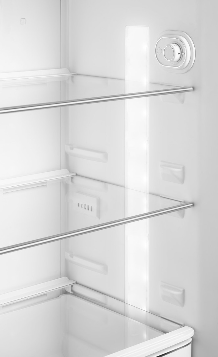 SMEG FAB30LRD5 detail