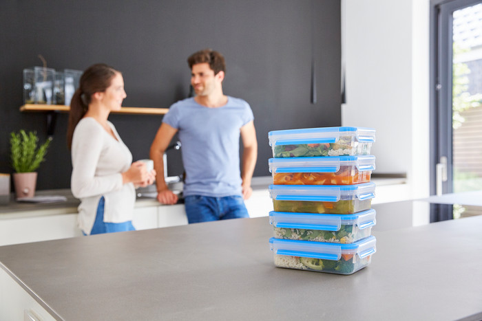 Tefal MasterSeal Fresh N10307 product in use