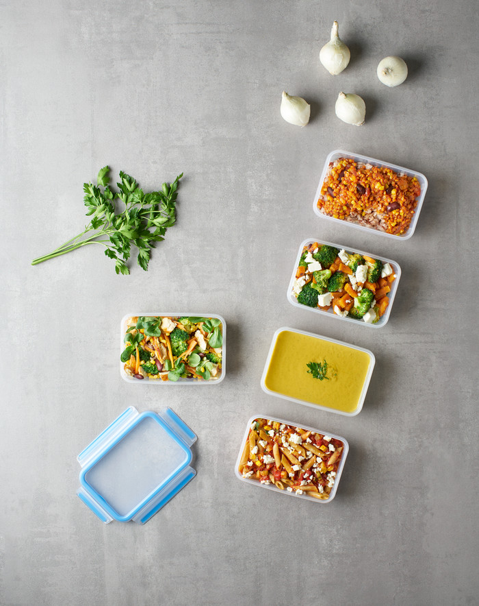 Tefal MasterSeal Fresh N10307 product in use