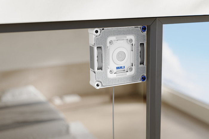 Ecovacs WINBOT W3 OMNI product in gebruik