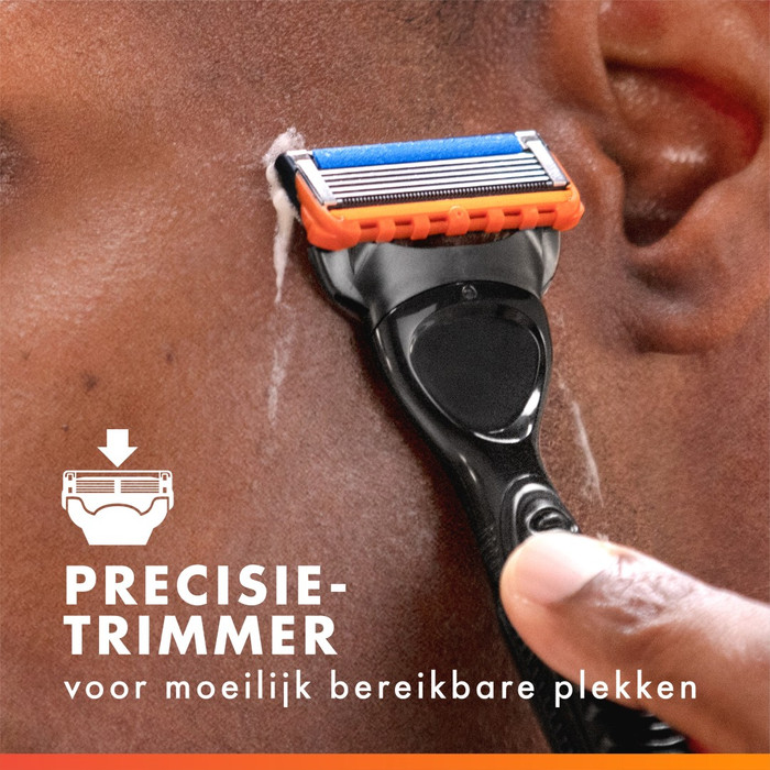 Gillette Fusion5 Power + 17 Replacement Blades product in use
