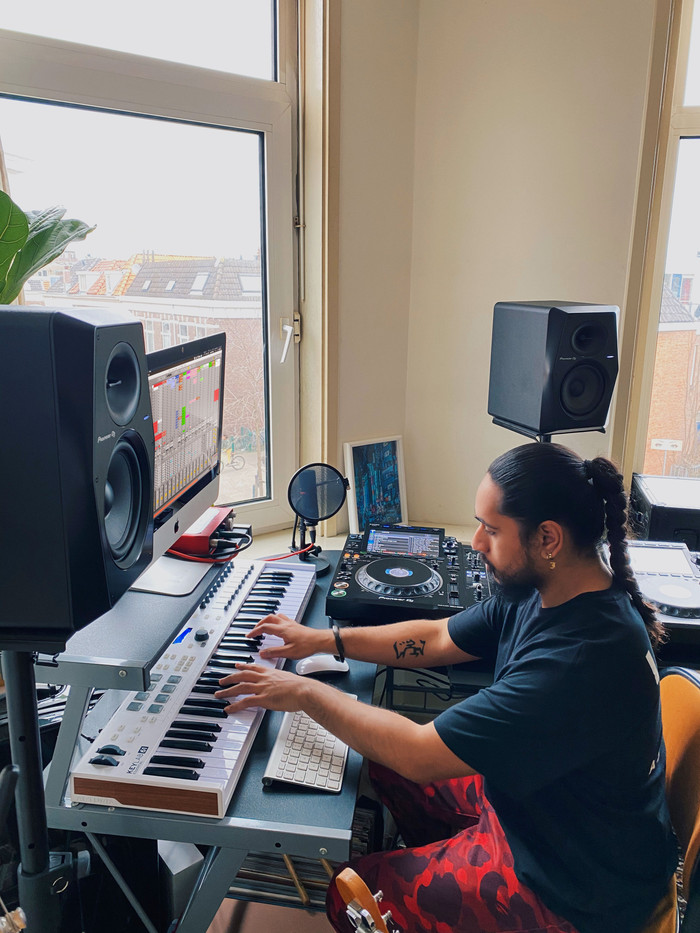 Pioneer DJ XDJ-RR + Pioneer DJ HDJ-X7 Noir + Pioneer VM50 (par deux) null