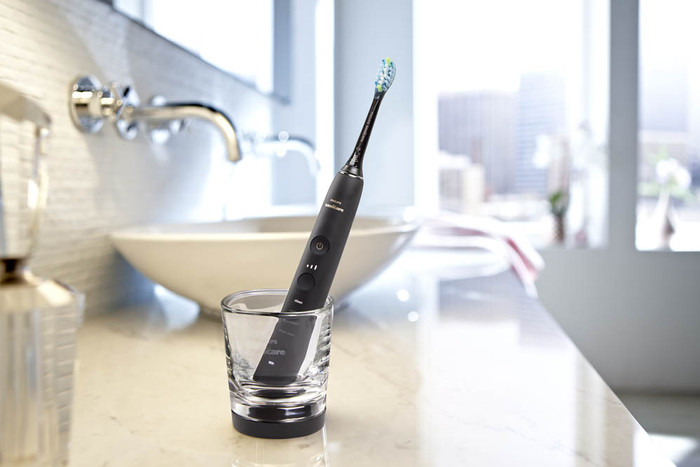 Philips Sonicare DiamondClean 9000 HX9913/18 detail