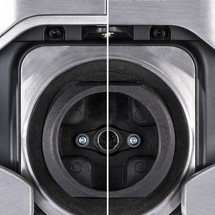 Thrustmaster T300 RS GT + Ferrari SF1000 Wheel Add-On detail