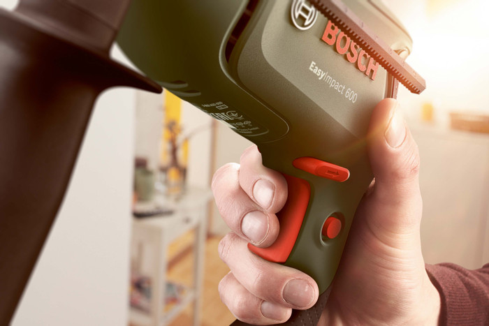 Bosch EasyImpact 600 product in use