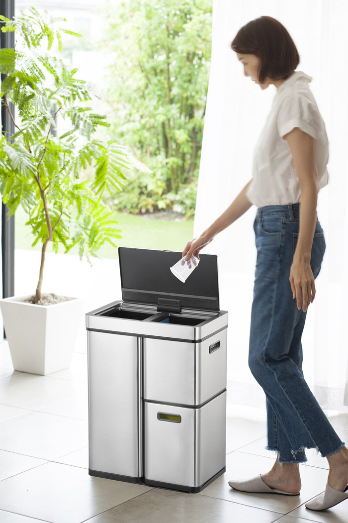 EKO Mirage Plus Sensor 30 + 2 x 15 Litres Inox Mat produit à l'usage