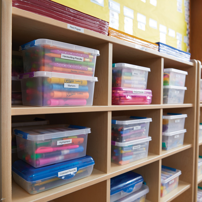 DYMO D1 9mm x 7m Black White Labels product in use