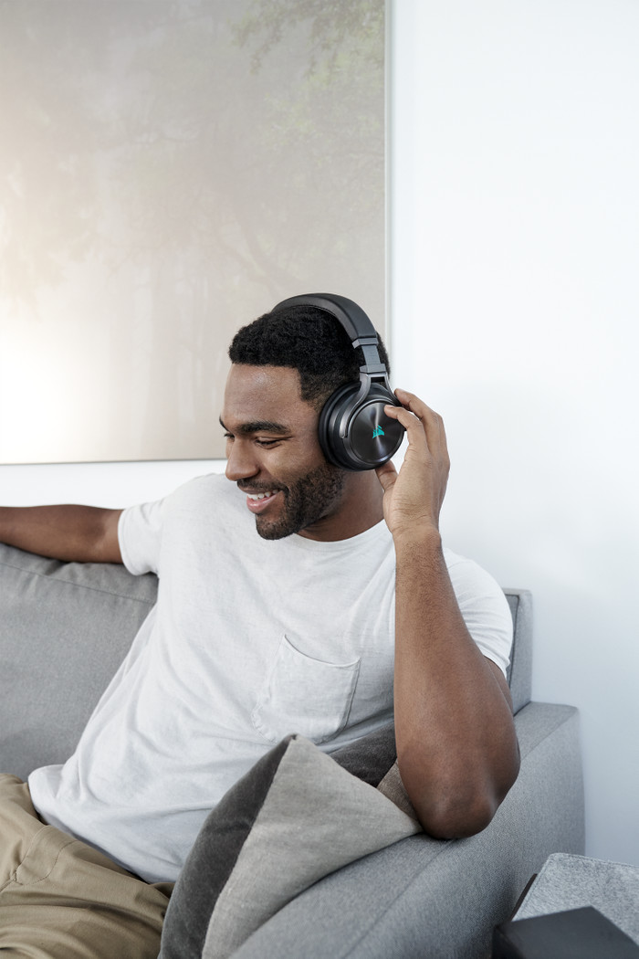 Corsair Virtuoso Casque Gamer Hifi RGB Sans Fil XT avec Spatial Audio produit à l'usage