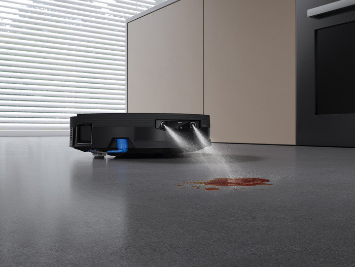 Ecovacs DEEBOT X12 OmniCyclone product in gebruik