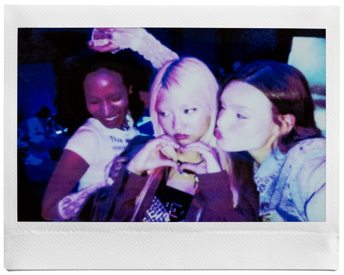 Fujifilm Instax Pal 2 Wit product in gebruik