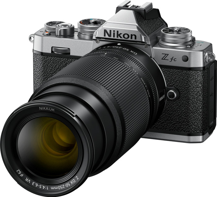 Nikon Z fc + Nikkor Z 16-50mm f/3.5-6.3 VR + 50-250mm f/4.5-6.3 left side
