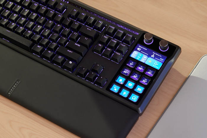 Corsair GALLEON 100 SD Gaming Toetsenbord Azerty product in gebruik