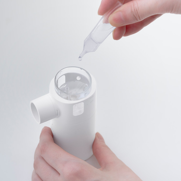 Omron MicroAIR Move NE-U300-EO product in gebruik