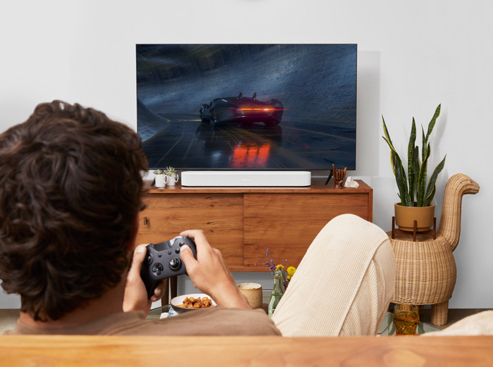 Sonos Beam Gen2 Wit + 2x Era 100 Wit + Sub Mini Wit product in gebruik