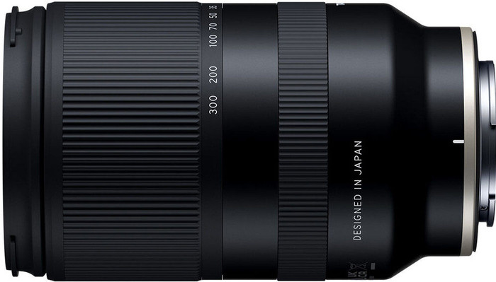 Tamron 18-300 mm f/3.5-6.3 Di III-A VC VXD Sony E null