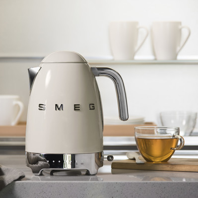SMEG KLF04CREU Crème produit à l'usage