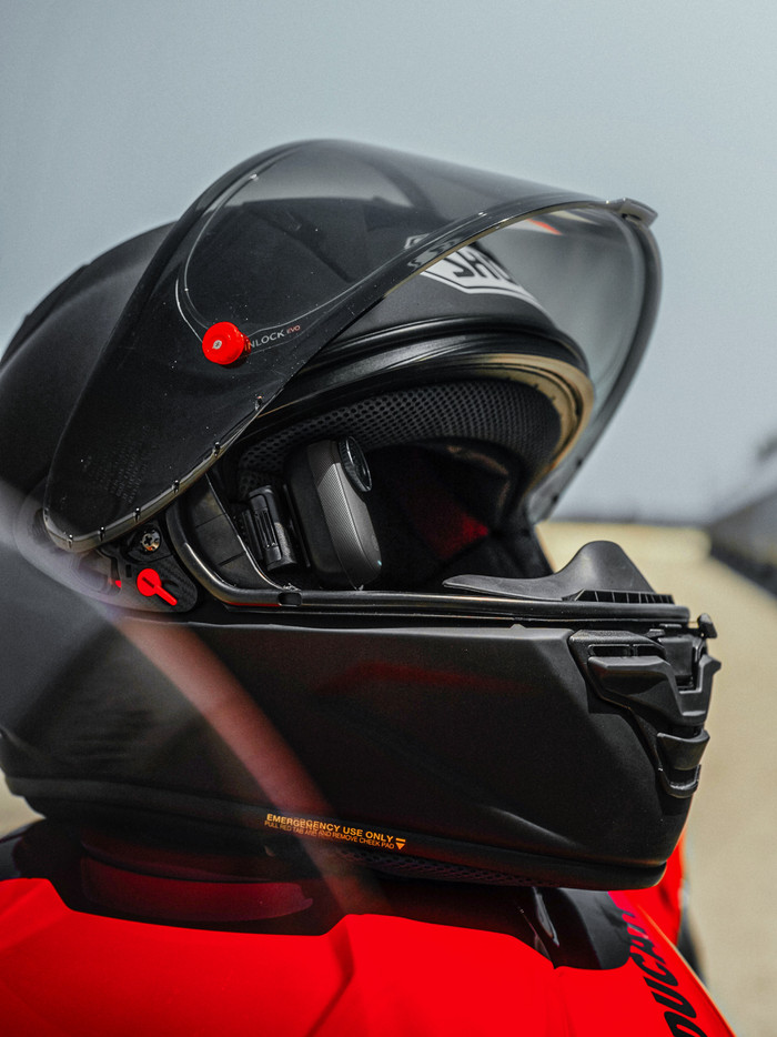 Insta360 Go 3S Motorcycle In-Helmet POV Bundel product color detail