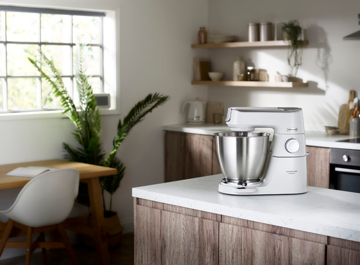 Kenwood Titanium Chef Baker KVL65.001WH product in gebruik