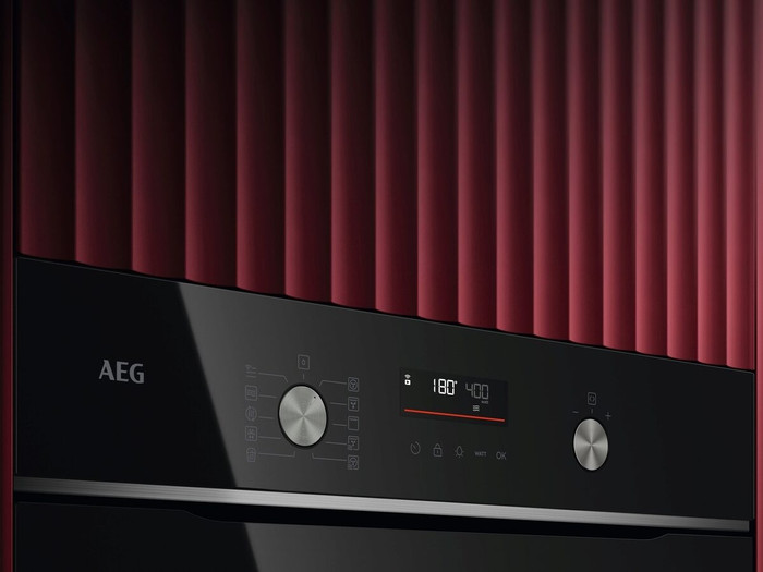 AEG OR6PB52WSB SteamCrisp + AEG OK6NK50WB CombiQuick detail