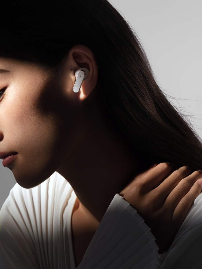 Huawei FreeBuds Pro 5 Wit product in gebruik