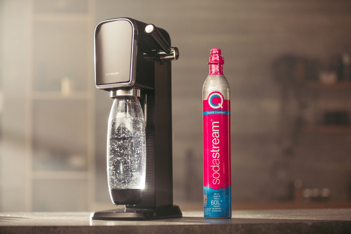 SodaStream ART Noir Kit de Démarrage produit à l'usage