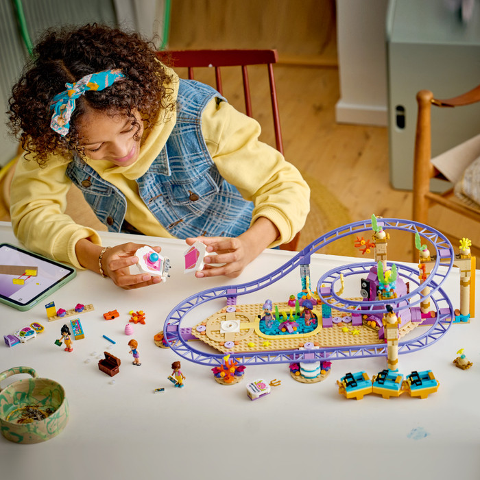 LEGO Friends - Les Montagnes Russes des Sirènes 42703 produit à l'usage