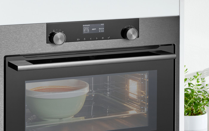 ATAG BCM46121C product in use