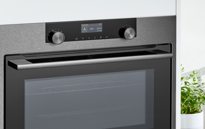 ATAG BCM46121C product in use