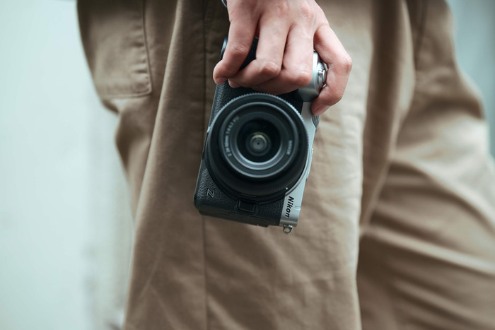 Nikon Z5IIC Body Zilver product in gebruik