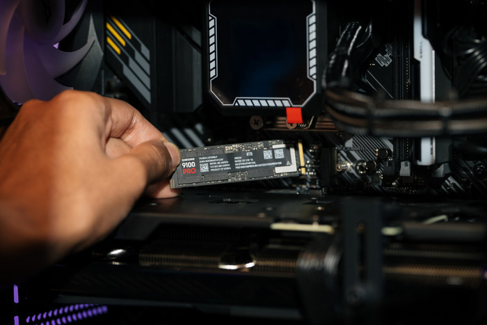 Samsung 9100 Pro 8 To PCIe 5.0 M.2 SSD produit à l'usage