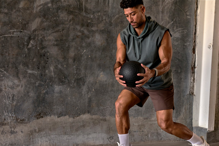Garmin CIRQA Smart Band L/XL Grijs product in gebruik