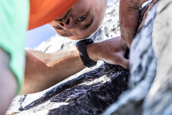 Polar Grit X Pro Black product in use