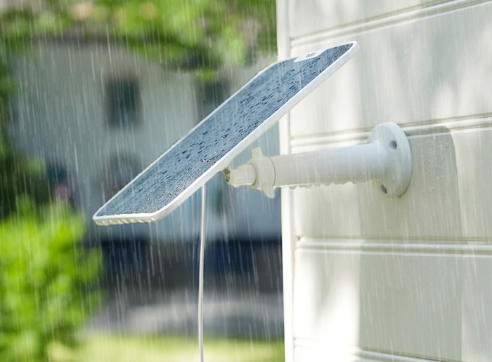 Reolink Solar Panel 2 Wit product in gebruik
