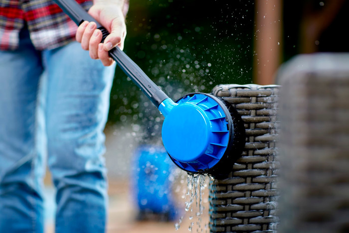 Nilfisk Core 140 PowerControl Complete Pack product in use