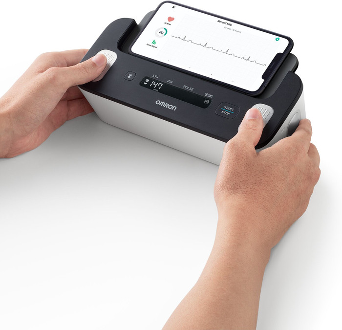 Omron Complete + ECG Recorder produit à l'usage