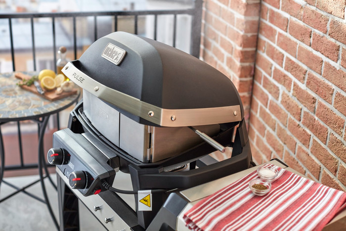 Weber Rotisserie Pulse produit à l'usage