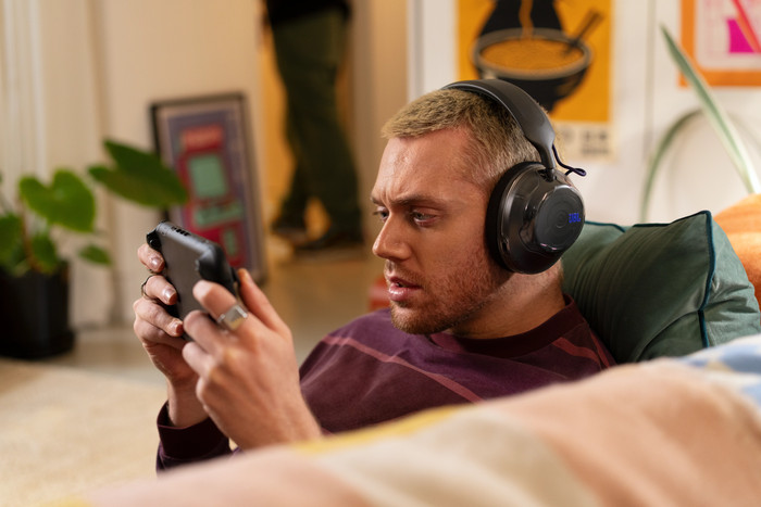 JBL Quantum 520 Zwart product in gebruik