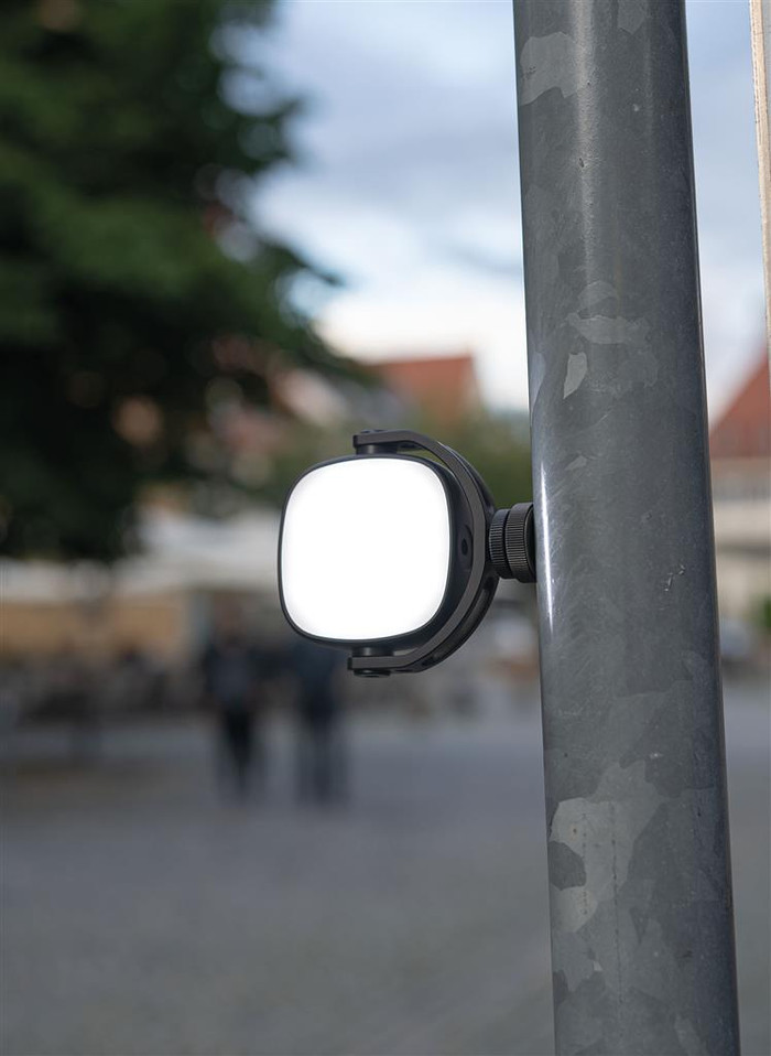 Dörr LED Video Light MVL-77 produit à l'usage