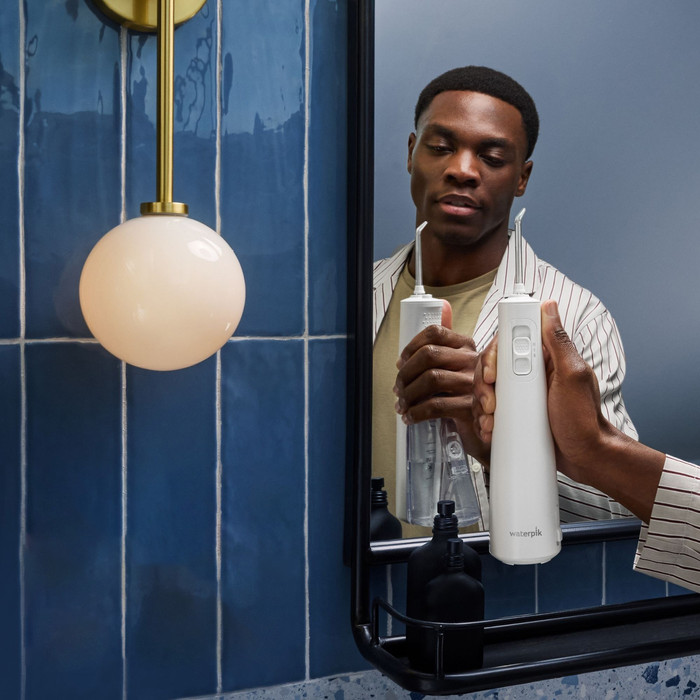 Waterpik Pulse WF-20 product in gebruik