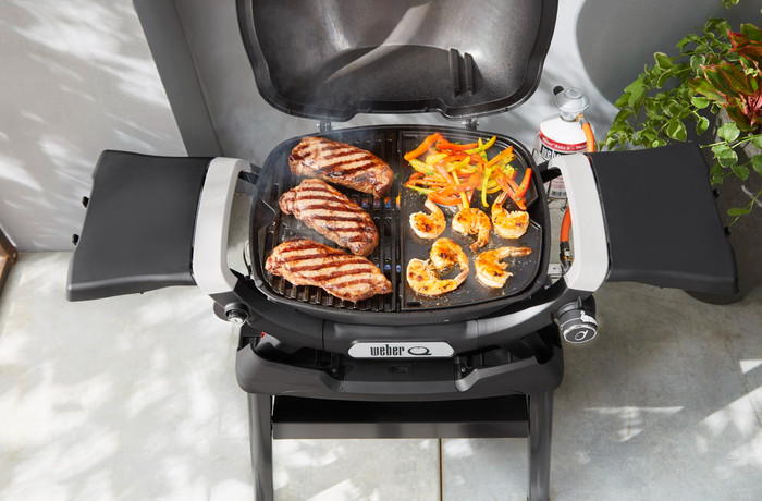 Weber Half Plancha for Q 2100N/Q 2200N/Q 2800N+ product in use