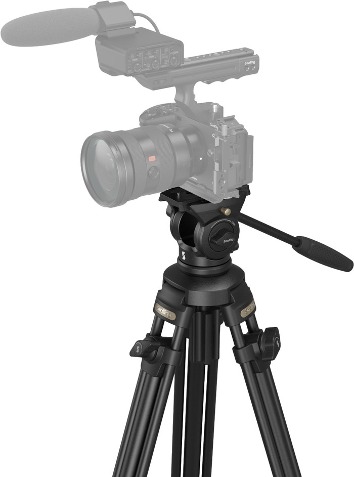 SmallRig AD-50 Video Tripod Kit product in gebruik