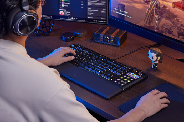 Corsair GALLEON 100 SD Gaming Toetsenbord Azerty product in gebruik