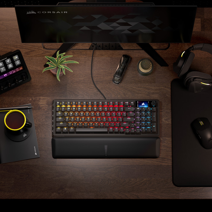 Corsair Vanguard 96 Mechanisch Gaming Toetsenbord Azerty product in gebruik